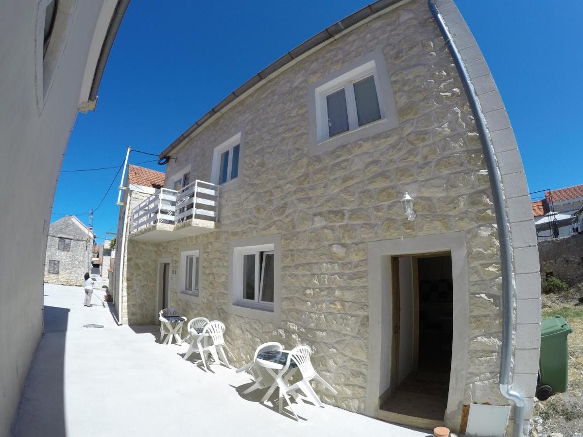 Apartments And Rooms By The Sea Bibinje, Zadar - 6199 Εξωτερικό φωτογραφία