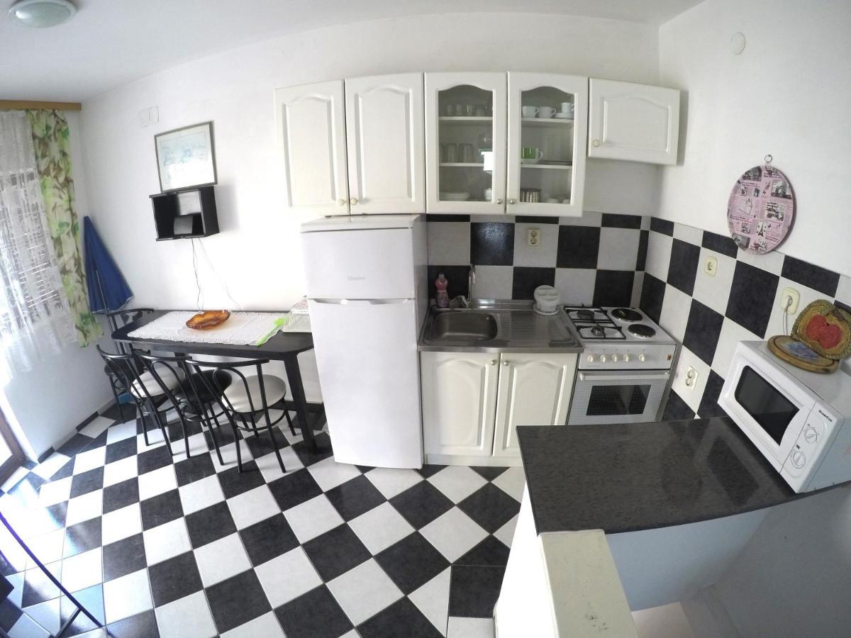 Apartments And Rooms By The Sea Bibinje, Zadar - 6199 Εξωτερικό φωτογραφία